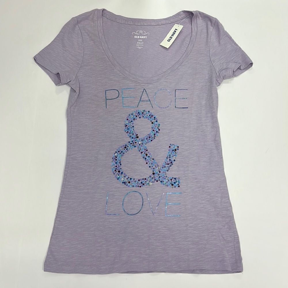 NWT Old Navy Women’s Purple Peace & Love Short Sleeve T-Shirt Size Small
